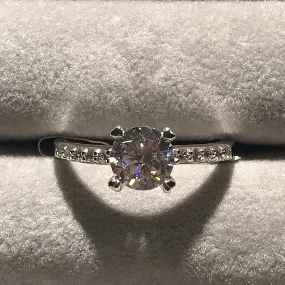 925 Sterling Silver Ring with Cubic Zirconia